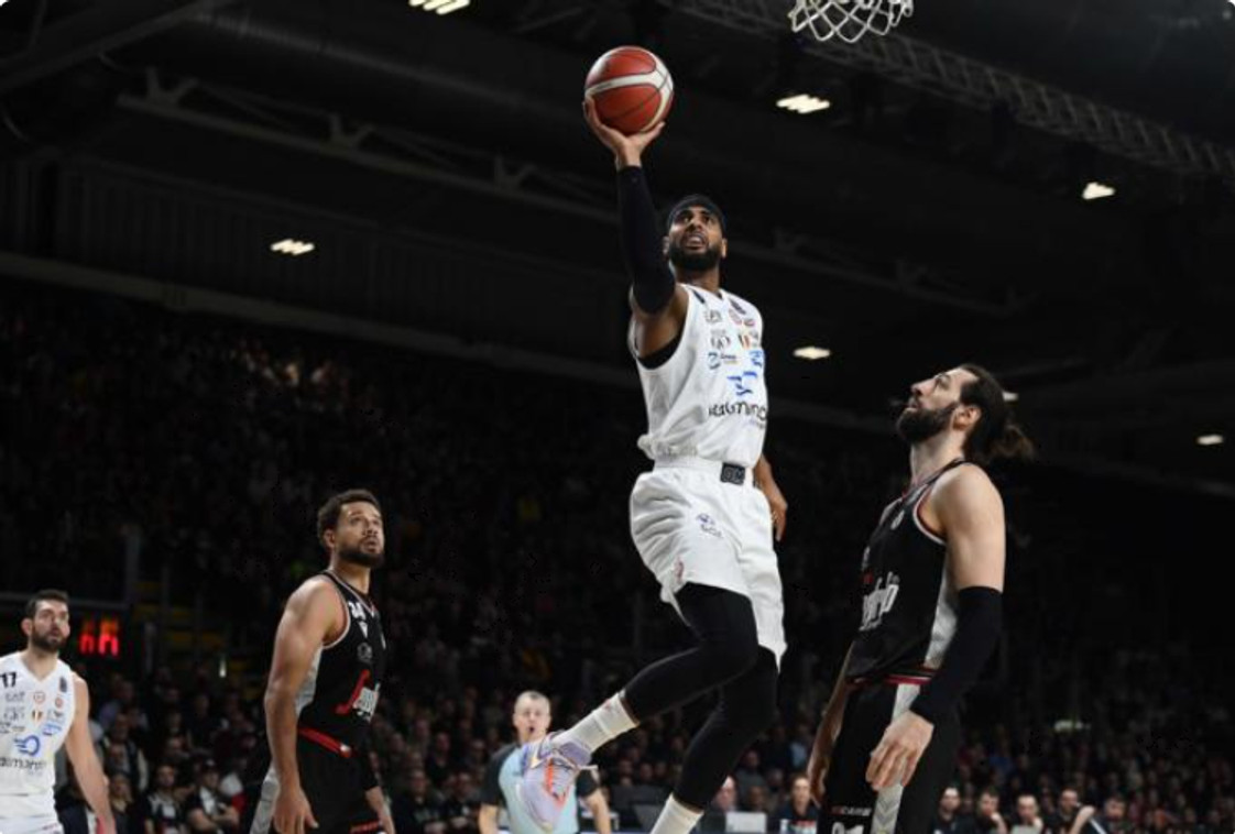 Νικήτρια η Αρμάνι στο ντέρμπι, 96-74 τη Βίρτους πριν από το ΣΕΦ