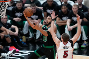 Κυρίαρχοι στο Μαϊάμι 104-84 οι Σέλτικς (vid)