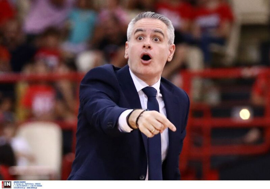 Καστρίτης: "Είναι σαν να μην κάναμε προετοιμασία φέτος" - Τι είπε για τον Μαντζούκα (vids)