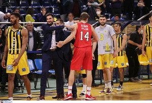 Καταδίκη ορθοπεδικού για ιατρικό λάθος σε επέμβαση στο χέρι του Ταπούτου!