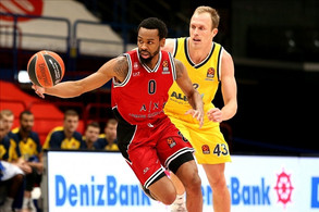 Εύκολα η Αρμάνι Μιλάνο 75-55 την Άλμπα Βερολίνου (vid)