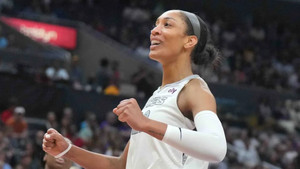 WNBA: Η Έιζα Γουίλσον έγραψε ιστορία με ρεκόρ πόντων σε μία σεζόν! (pic)