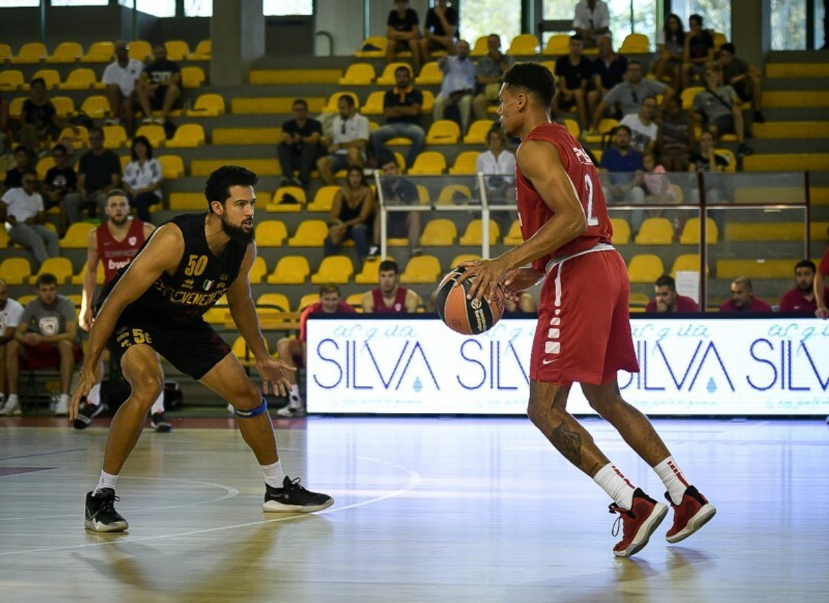 Επικράτησε με 71-68 και Πάντερ της Βενέτσια ο Ολυμπιακός, παρά τις απουσίες (pics)