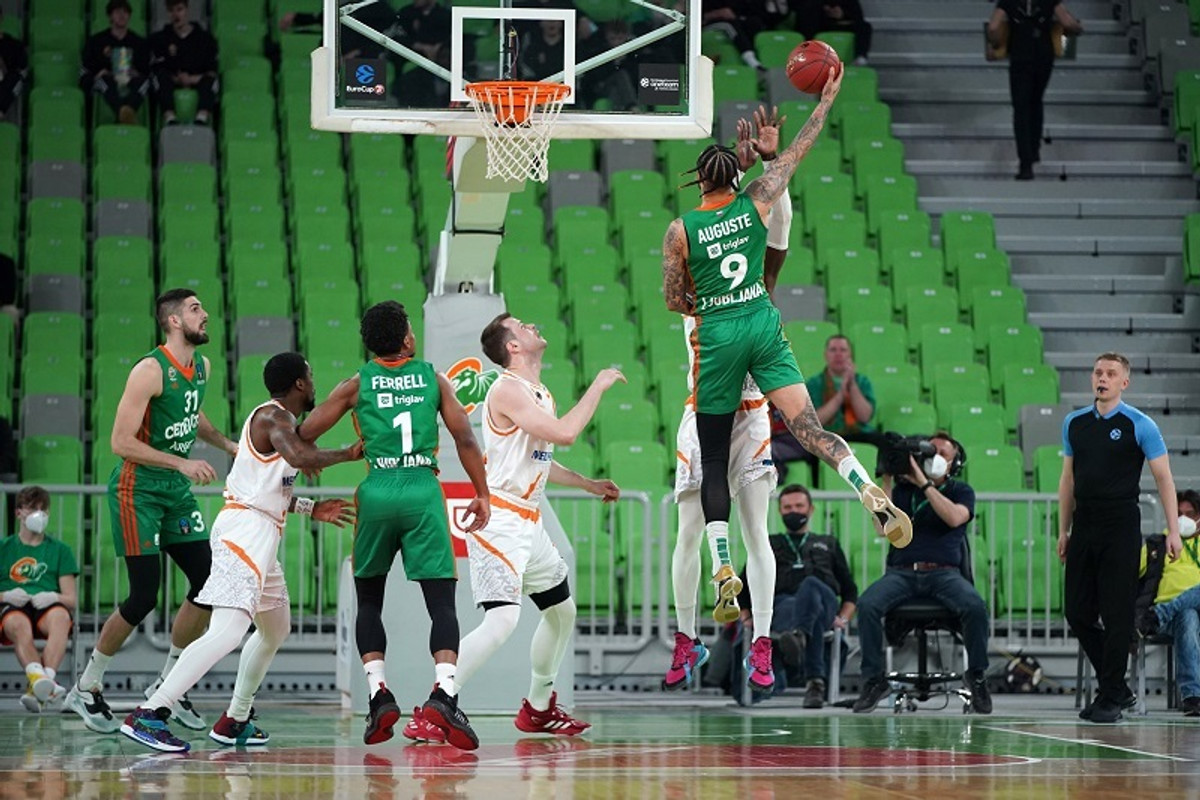 Ήττα στη Λιουμπλιάνα για τον Προμηθέα 98-84 από την Τσεντεβίτα/Ολίμπια (pics)