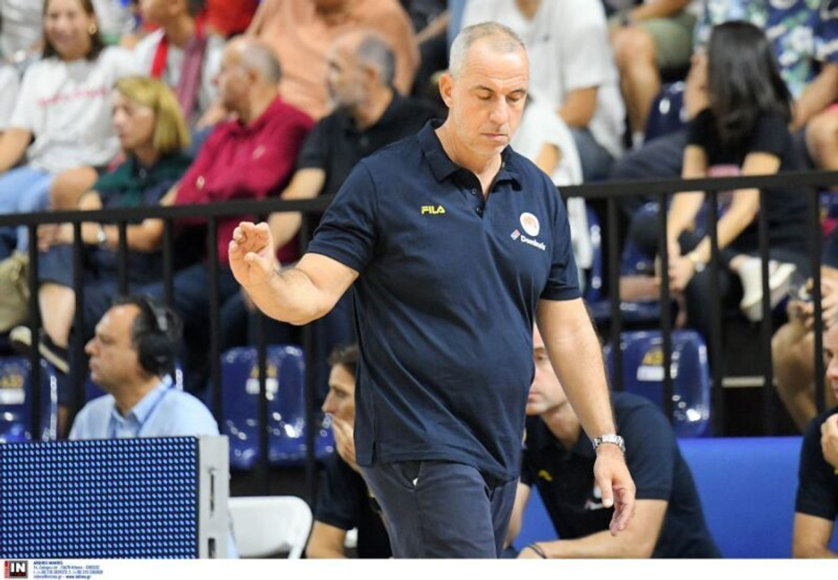 Λιμνιάτης: &quot;Μπορούσαμε να κερδίσουμε, τα νέα παιδιά παίζουν γιατί το αξίζουν&quot; (vid)