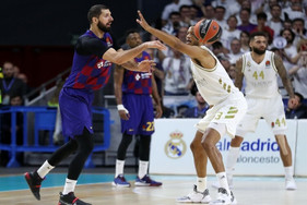 Καθάρισε ακόμα ένα &#039;&#039;El Clasico&#039;&#039; η Ρεάλ, 86-76 την Μπαρτσελόνα (pics &amp; vid)