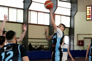 Γ΄ Εθνική: Στο 15-0 η Μύκονος, η ΔΕΚΑ το ντέρμπι με buzzer Σαμοντούροβ (video)