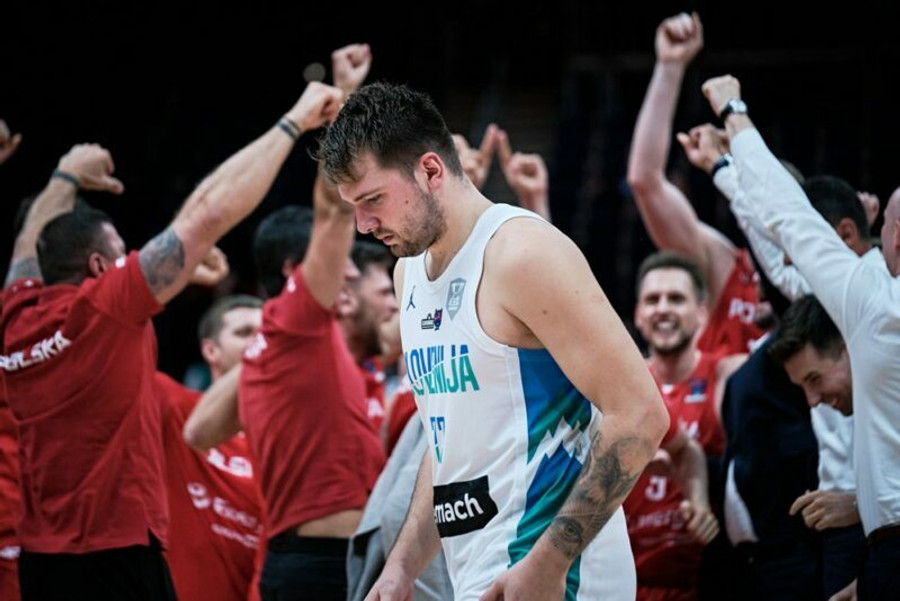 Ντόντσιτς: &quot;Έπαιξα άθλια και απογοήτευσα τη χώρα μου&quot; (vids)