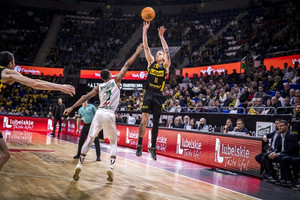 Στους &quot;8&quot; του BCL η Τενερίφη - Το σενάριο πρόκρισης του Περιστερίου