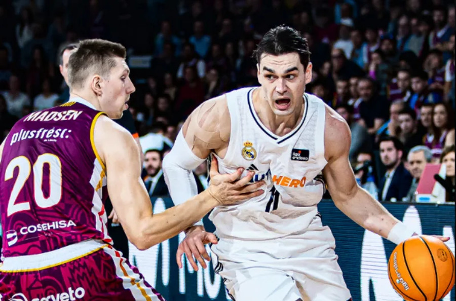 Liga Endesa: Παρέμεινε στην κορυφή με σούπερ Χεζόνια η Ρεάλ
