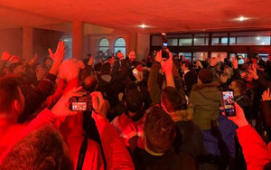 Αποθεώθηκε η αποστολή του Ολυμπιακού στη Λήμνο! (pics)