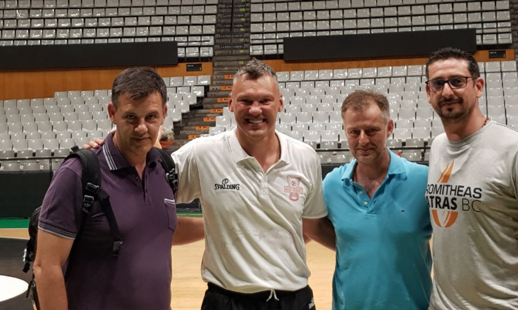 Ελευθεριάδης, Βελισσαράκος και Μελιγδής στη EuroLeague coaches clinic