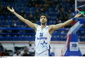 Νίκος Χουγκάζ: Η κορυφαία εμφάνιση στην 6η αγωνιστική του FIBA Europe Cup