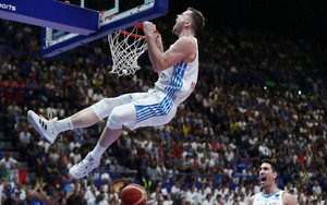 Αγραβάνης: &quot;Η Εθνική έχει 12 παίκτες με ρόλο&quot; (vid)