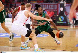 Πάρις Λι: &quot;Το ντέρμπι θύμισε τα playoffs στην Euroleague&quot;