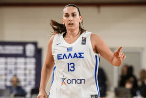 Η προσωπογραφία της Βασιλικής Λούκα: Ο τοίχος των τιμών!