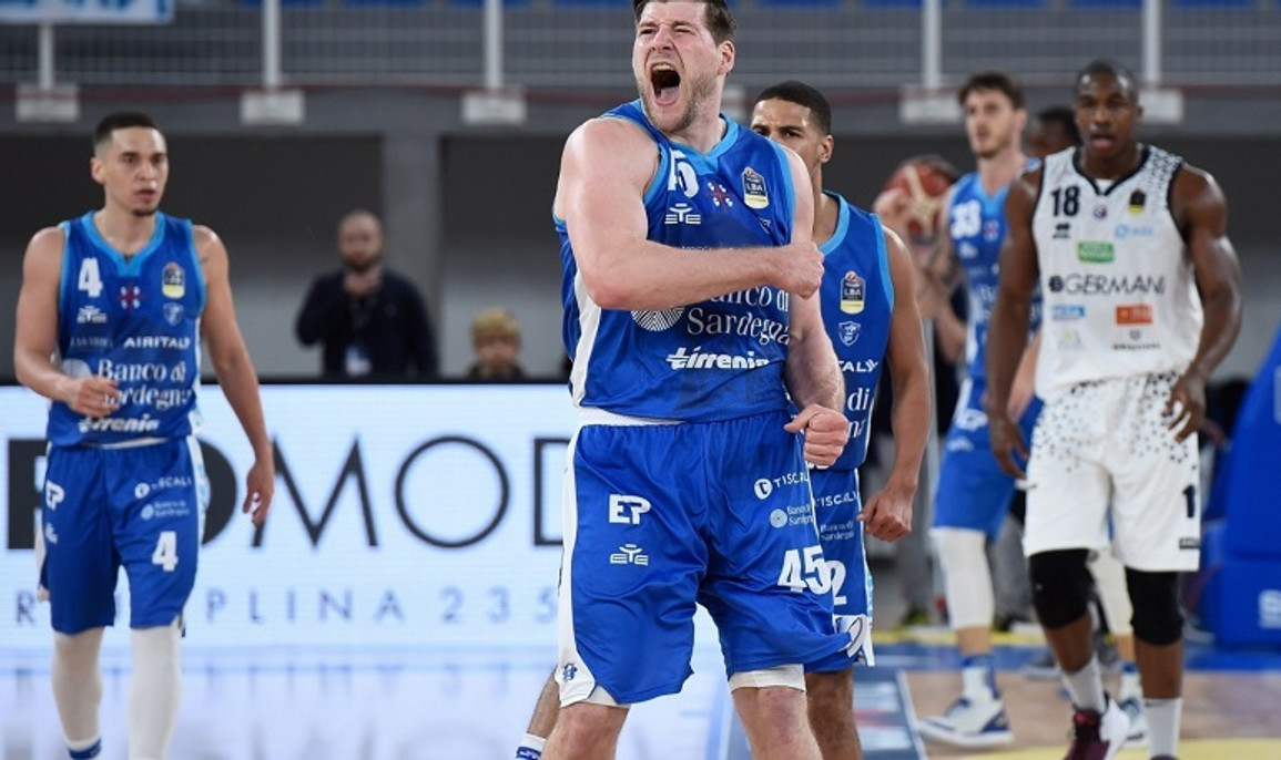 Γύρισε από το -20 η Σάσαρι 89-88 τη Βενέτσια στο Final 8 Ιταλίας!