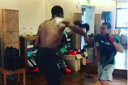 Γίνεται και μποξέρ ο Giannis! (VIDEO)