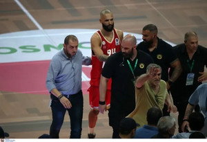 Ο Παναθηναϊκός θα κινηθεί δικαστικά κατά του Φουρνιέ - Το βίντεο με τη χειρονομία (vid)