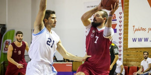 Άνετη νίκη του Κολοσσού επί του, γεμάτου προβλήματα, Ηφαίστου στα &#039;&#039;Μαυροσκούφεια&#039;&#039;
