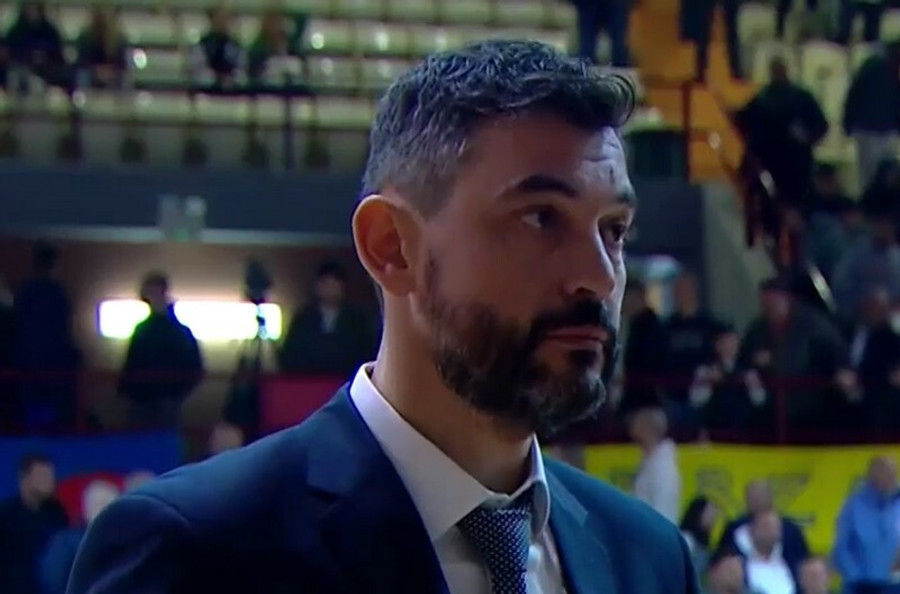 Τζαμάκος: "Μακάρι να μην χρειαστούν έξι νίκες για τη σωτηρία" (vid)