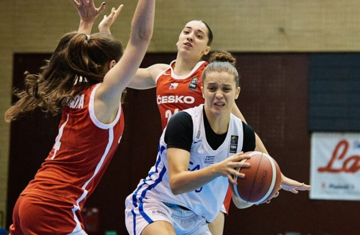 Νεανίδων: Ήττα 47-50 με τρίποντο στην εκπνοή πίσω από το κέντρο από την Τσεχία! (vid)