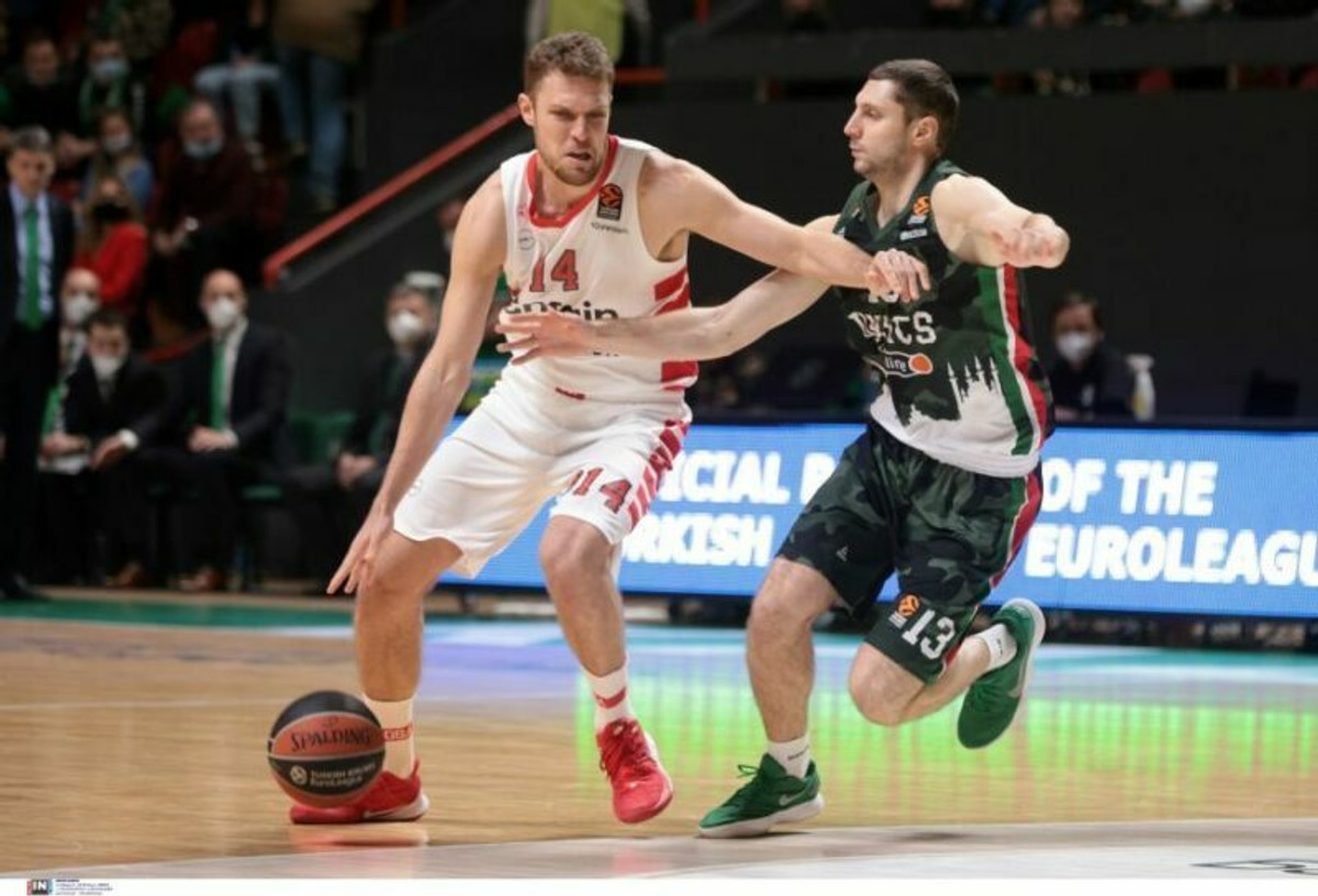 O Βεζένκοφ MVP της 13ης αγωνιστικής στη Euroleague