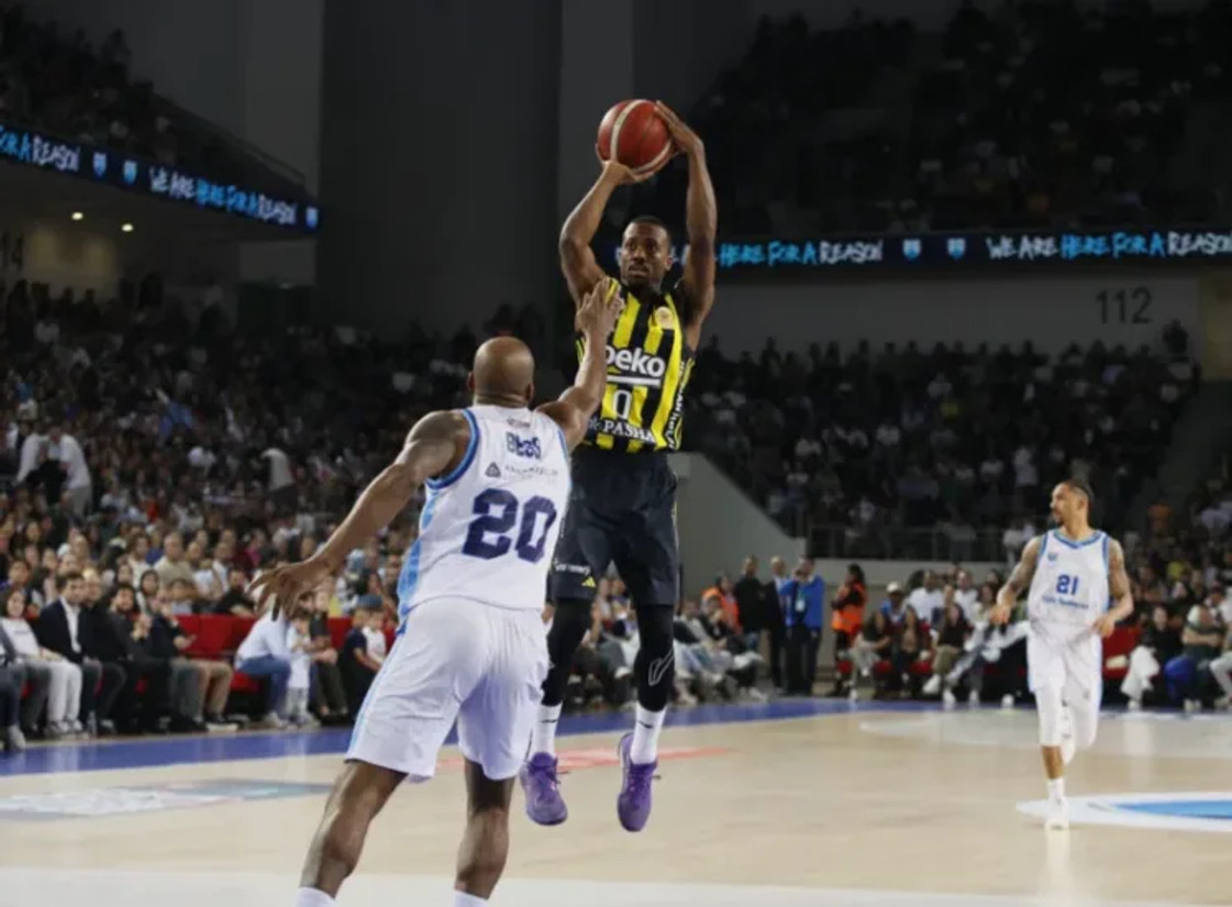 Η Τουρκ Τέλεκομ 85-77 τη Φενέρμπαχτσε στην παράταση και ισοφάρισε 1-1!
