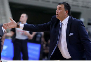 Αγγέλου: Καλά κάνει ο ΠΑΟΚ κι έχει πάτημα