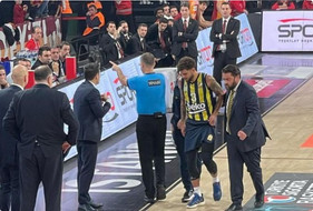 Φενέρμπαχτσε: Ανησυχία για τον τραυματισμό του Γουίλμπεκιν (vid)