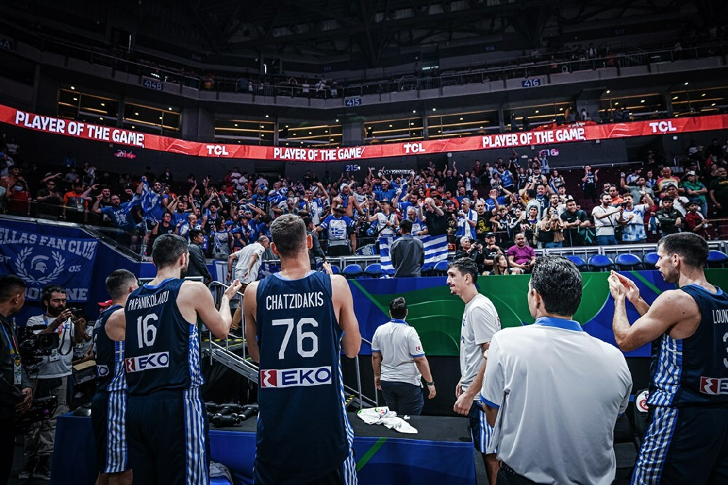 Εθνική ομάδα: Η αποθέωση από τον κόσμο (vid)