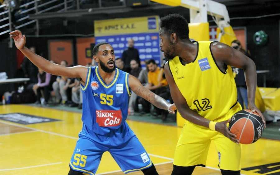 Συνεχίζει να προελαύνει το Περιστέρι, 68-62 τον Άρη