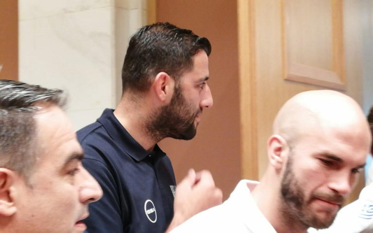 Μπουρούσης: &quot;Πάμε για μετάλλιο, αλλά μη ζαλίζετε τον Γιάννη&quot;!