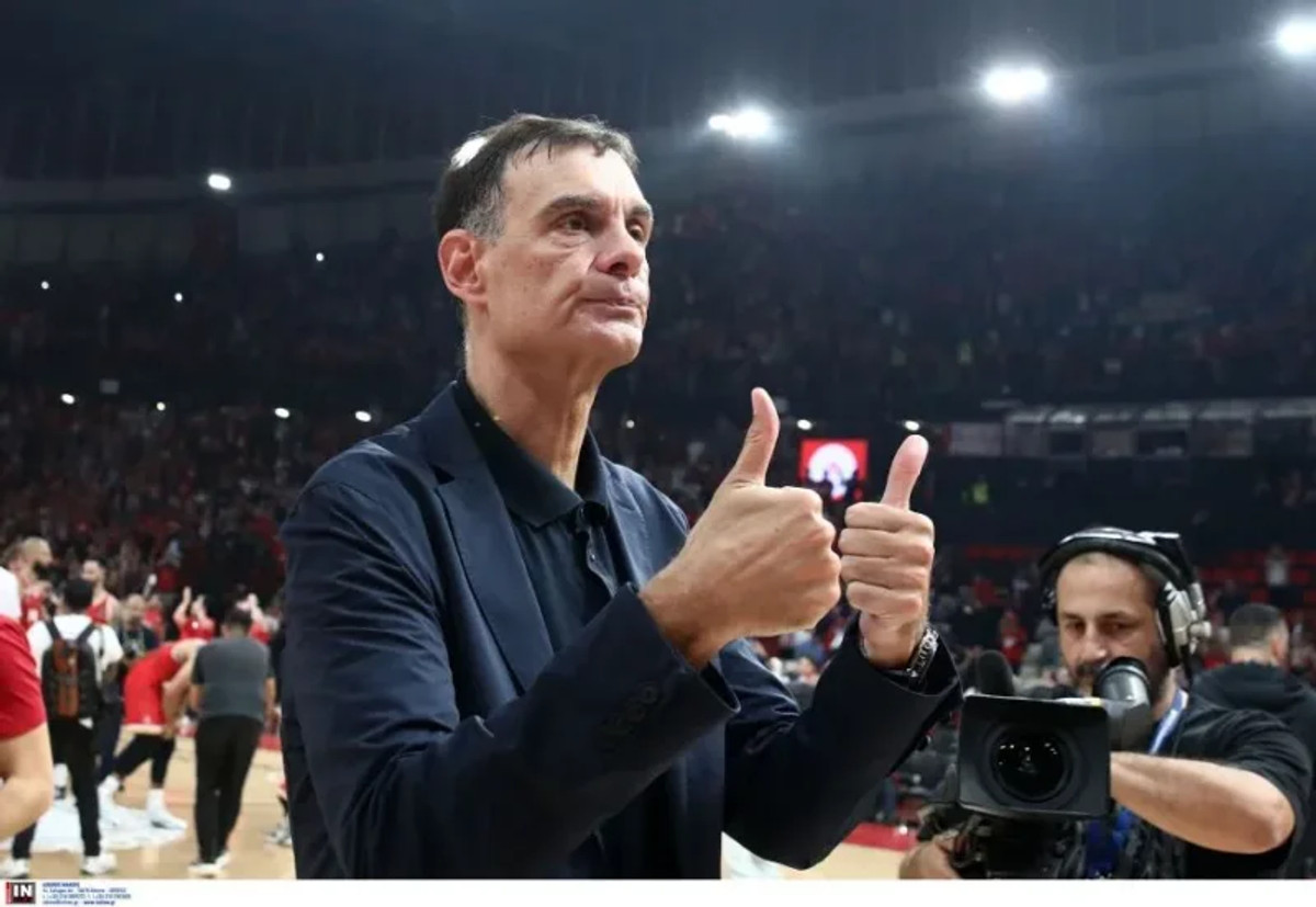 Ολυμπιακός: &quot;Ο κόουτς Μπαρτζώκας ετοιμάζει τη σκακιέρα του για το Game 3&quot; (vid)