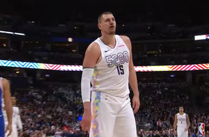 Με triple double του Γιόκιτς οι Νάγκετς 144-109 τους Σίξερς (vids)