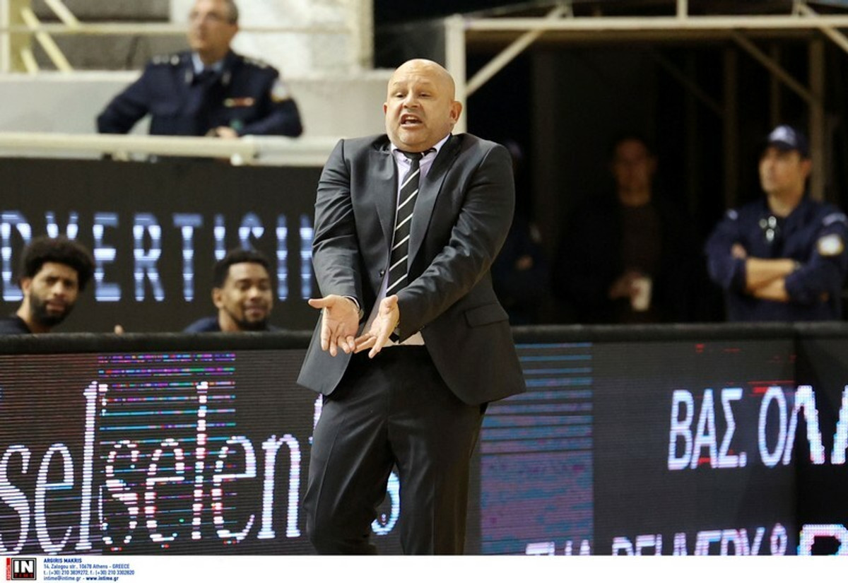 Η ικανοποίηση του Νεραντζάκη για τη νίκη και η αποβολή του Χριστόπουλου (vid)