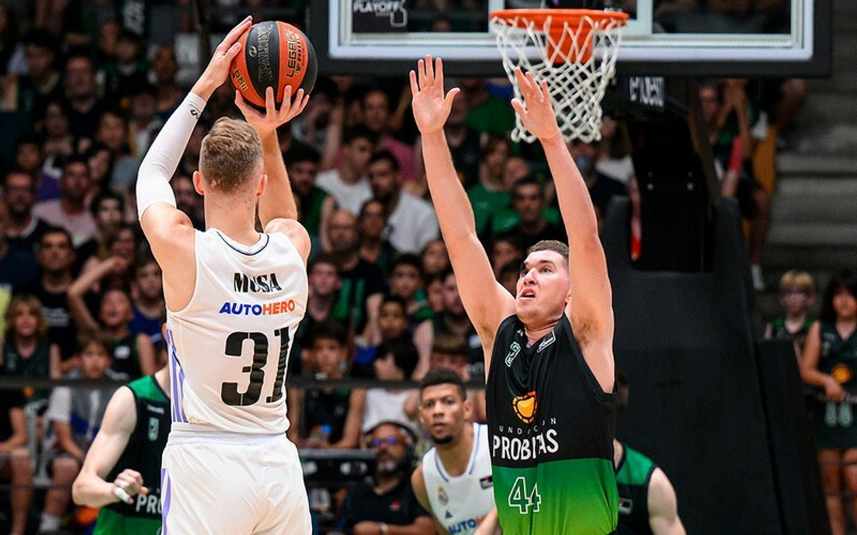 Liga Endesa: Η Ρεάλ &quot;έσβησε&quot; το break της Μπανταλόνα (73-83) και έγραψε το 2-1 (vids)