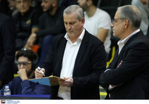 Ζούρος: &quot;Συγχαρητήρια στους παίκτες που πάλεψαν ως το τέλος&quot; (vid)