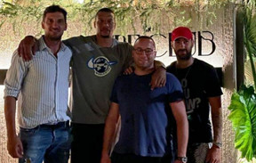 Δείπνησαν στη Βουλιαγμένη Σπανούλης, Μπατίστ, Βούκτσεβιτς