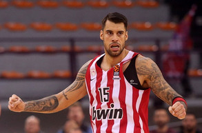 Δείτε πώς ο Ολυμπιακός νίκησε 83-74 τη Ζαλγκίρις (video)
