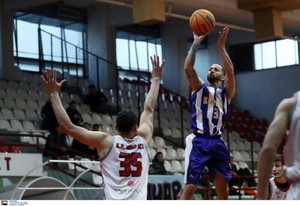 Ο Κόροιβος 77-72 τη Νήαρ Ηστ με challenge κι αποχώρηση διαιτητών
