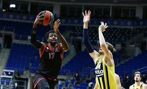 Novasports: Με ελληνοτουρκικές &quot;μάχες&quot;, playoffs EuroCup και Serie A