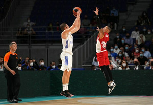 Ρεάλ Μαδρίτης-Μονακό 94-86: Γλίτωσε το κάζο η &quot;Βασίλισσα&quot; πριν τον Παναθηναϊκό (vid)