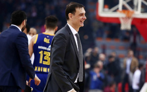 Μπαρτζώκας : &quot;Ο Γκιλ ενδεχομένως να κάνει επέμβαση&quot;