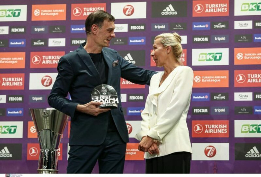 EuroLeague: Προπονητής της σεζόν ο Μπαρτζώκας, MVP ο Μίροτιτς (pics & vid)