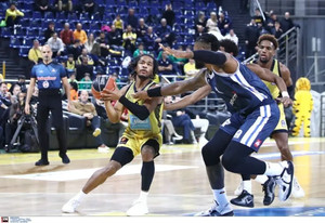 Live: Άρης Midea-Καρδίτσα Ιαπωνική 69-96 (τελικό)