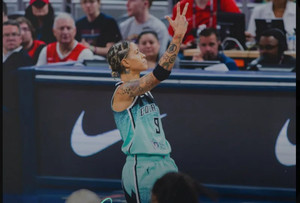 WNBA: Πήραν το θρίλερ οι Νιου Γιορκ Λίμπερτι, 90-88 την Ιντιάνα Φίβερ (vid)