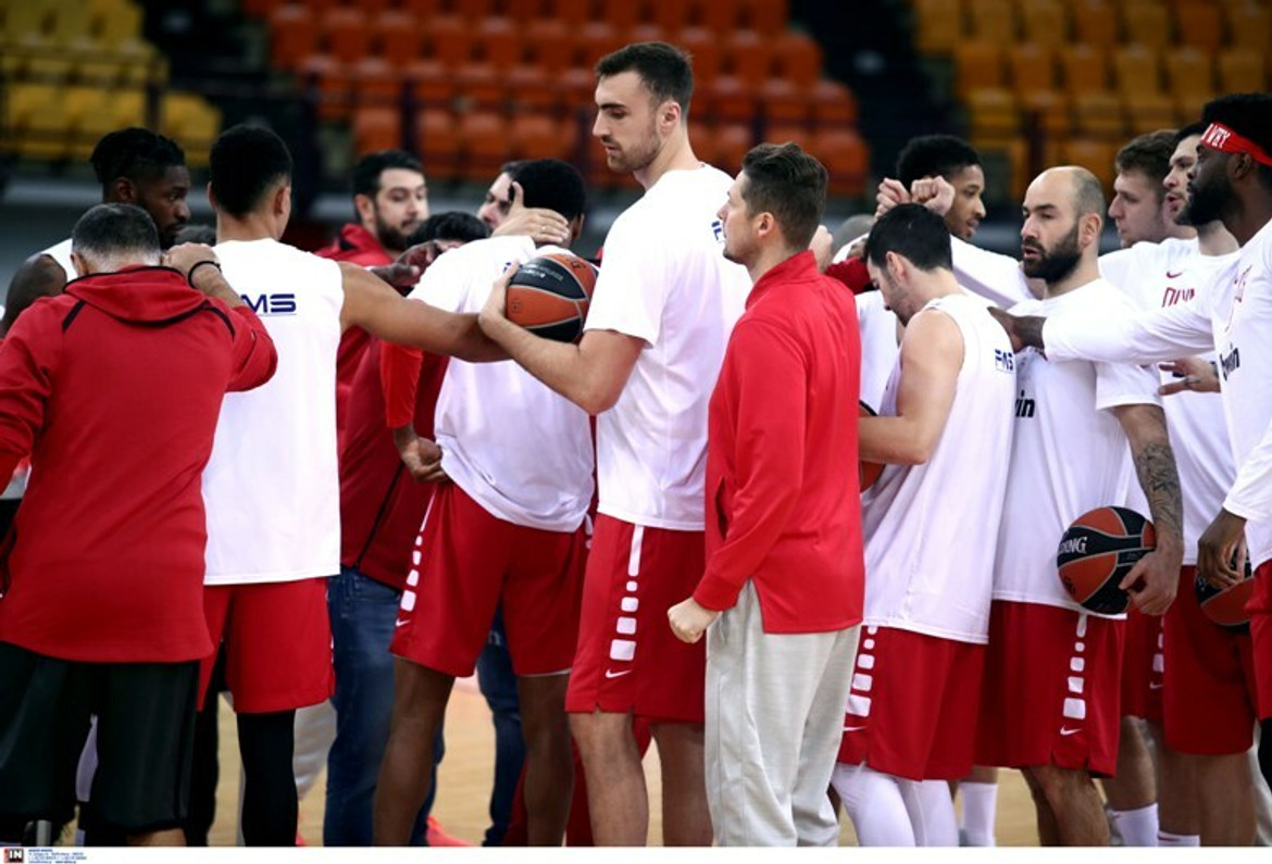 Ολυμπιακός: Στιγμές από τη Media Day και την τελευταία προπόνηση πριν από το ντέρμπι! (gallery)