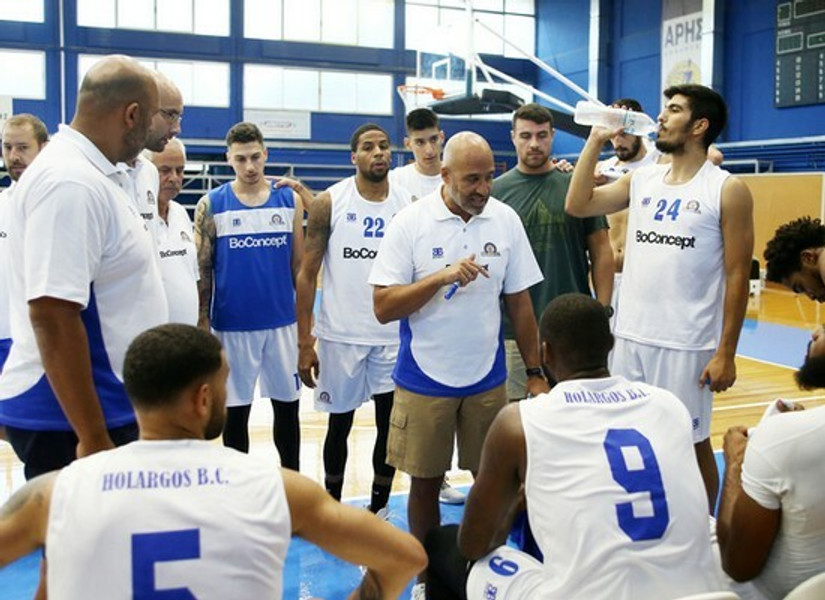 Το αφιέρωμα του ΕΣΑΚΕ στον... πρωτάρη Χολαργό