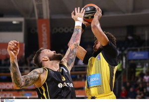 Live: Άρης Midea-Μαρούσι 72-74 (τελικό)